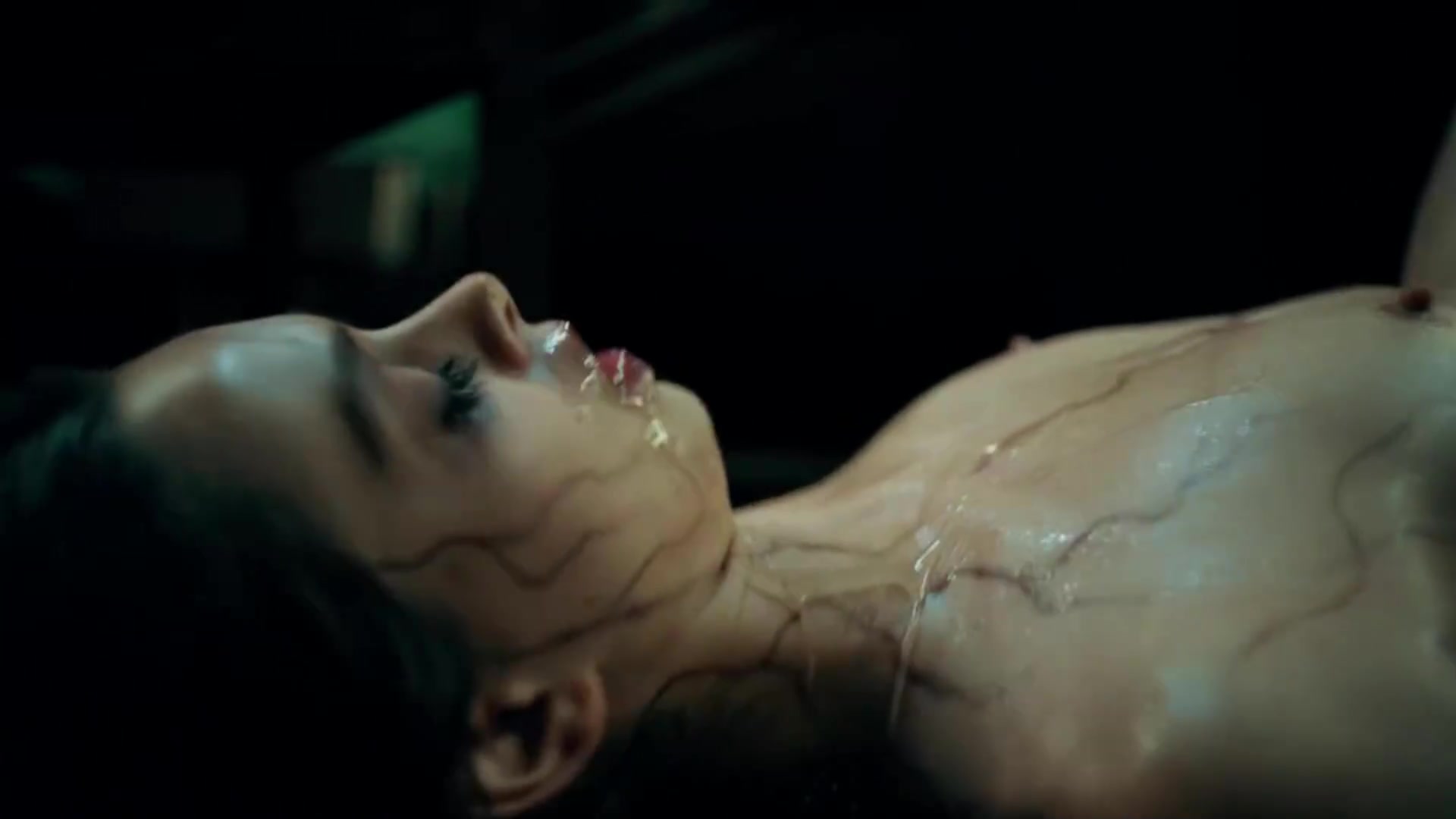 Parasited lucy mochi molly little insanity case