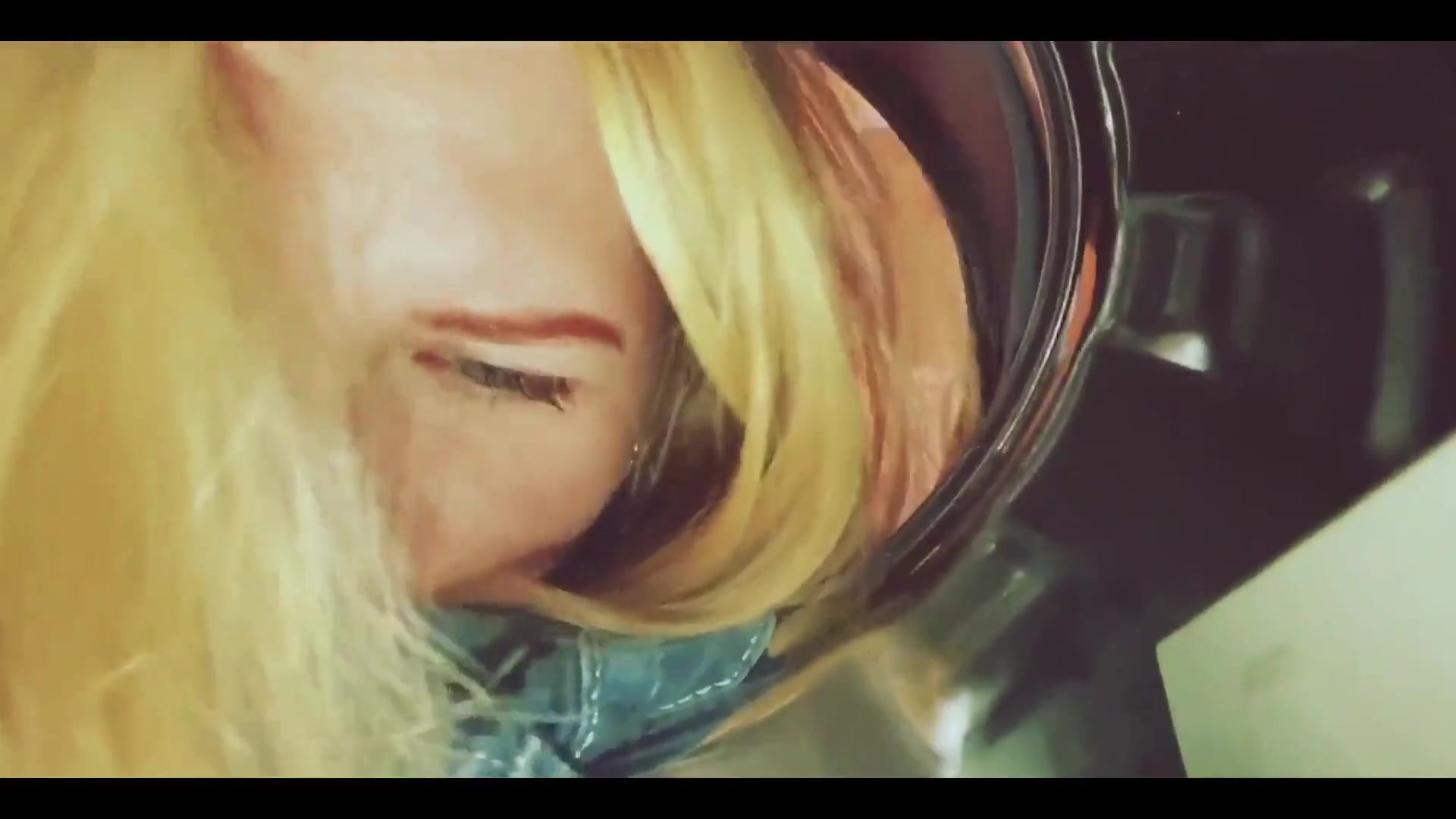 My Stepsister Got Stuck in the Washing Machine and I Decided to Help Her with My Big Dick