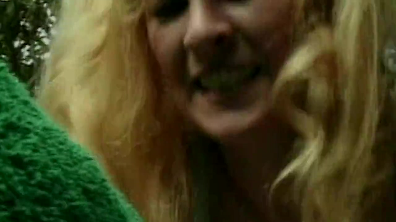 tabuloses Spiel geht völlig ab auf dem Campus (18+) bis zum