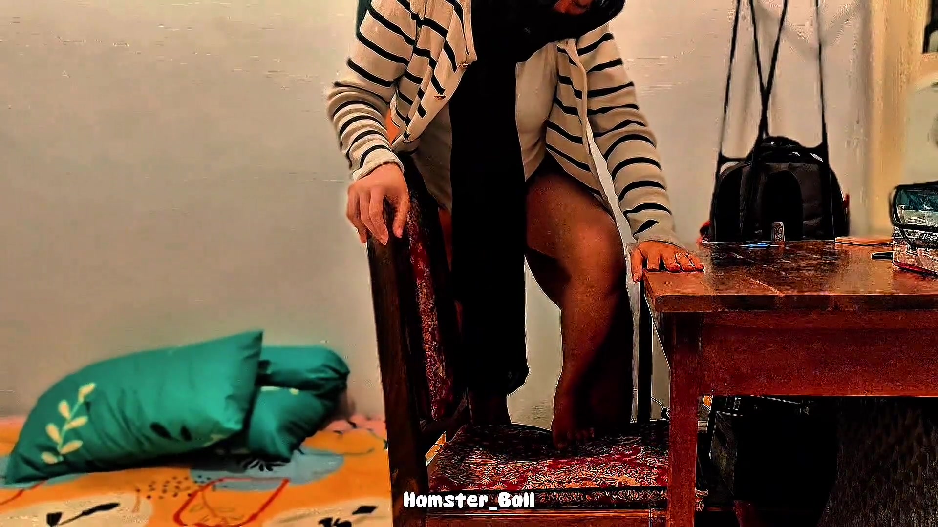 Scandal of a Teacher Fucking an 18+ Student at His Islamic Boarding School