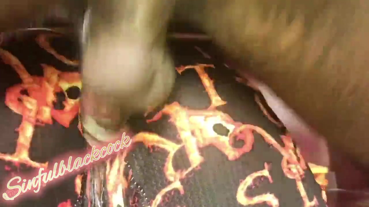 Wardrobe Stuck with Ebony Bitch