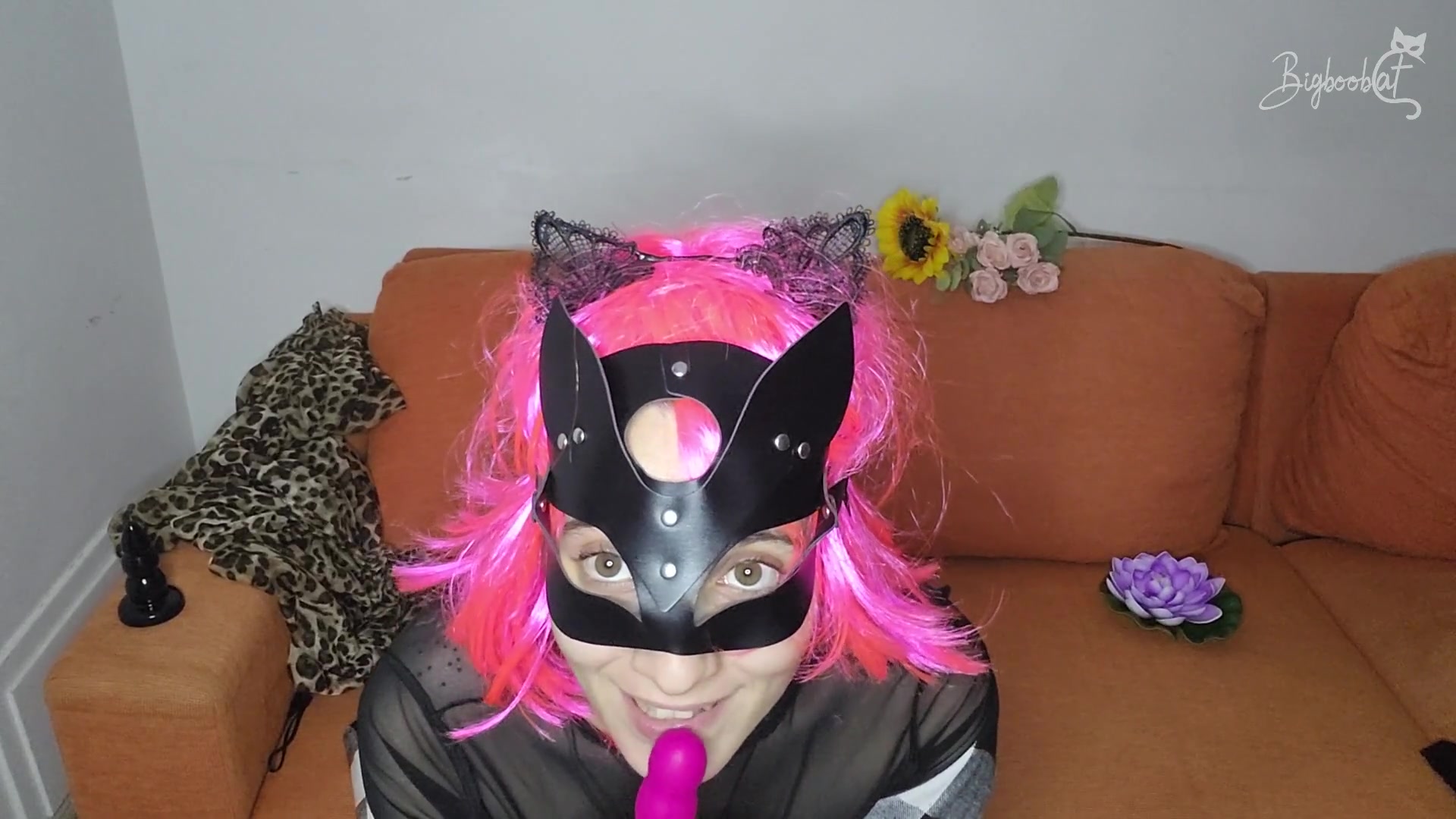 My Natural, Big Tits Are Throbbing! Pussy Mask on, I'm Pleasuring Myself