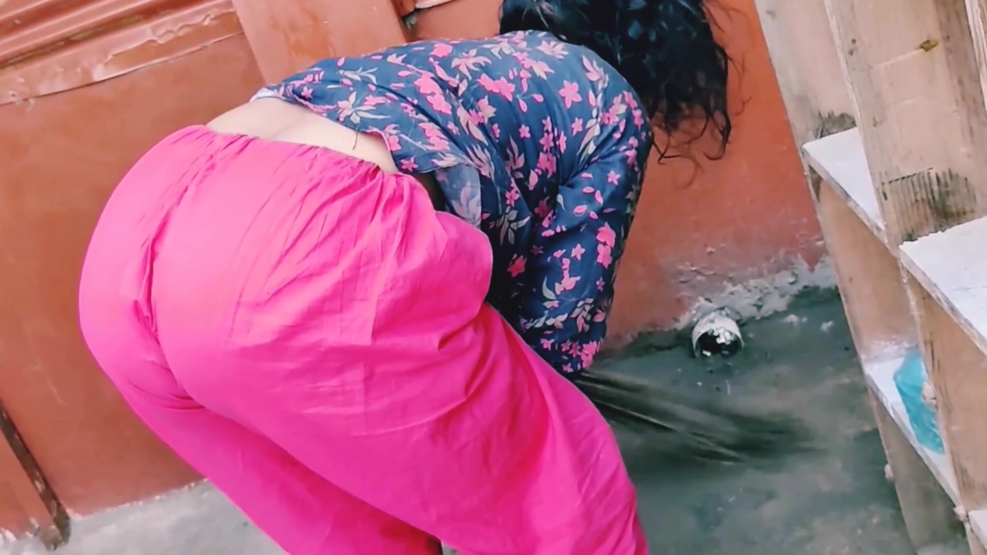 Umairi viral sex video