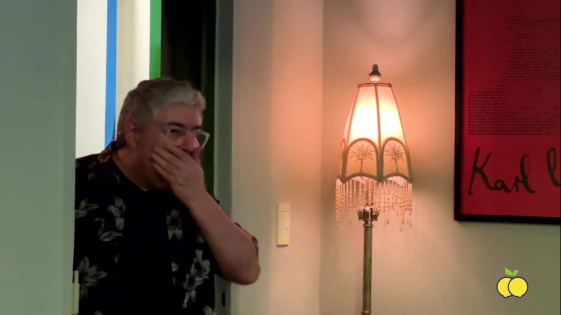 My husband hires gifted to me hard until I'm shaking (he doesn't know so he just looks)