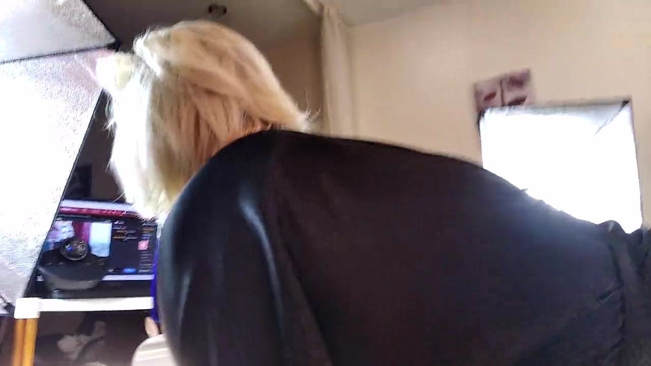 The charm of a mature cocksucker wife, cum in her throat & a dildo in the sweet pussy of an adult girl .!. ))