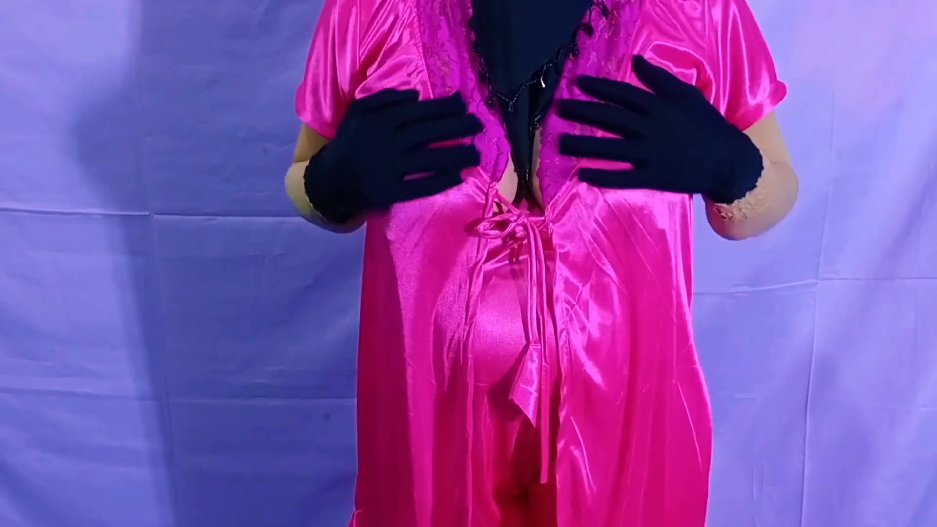 Indian sexy bhabhi having sex with her servant at home