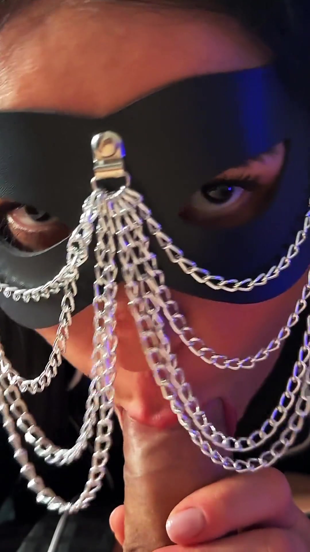 Licking Queen Crafts a Massive Load Eruption