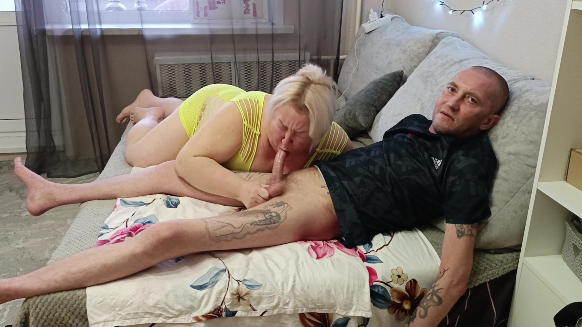 high-quality deep blowjob from stepmom with cum swallowing