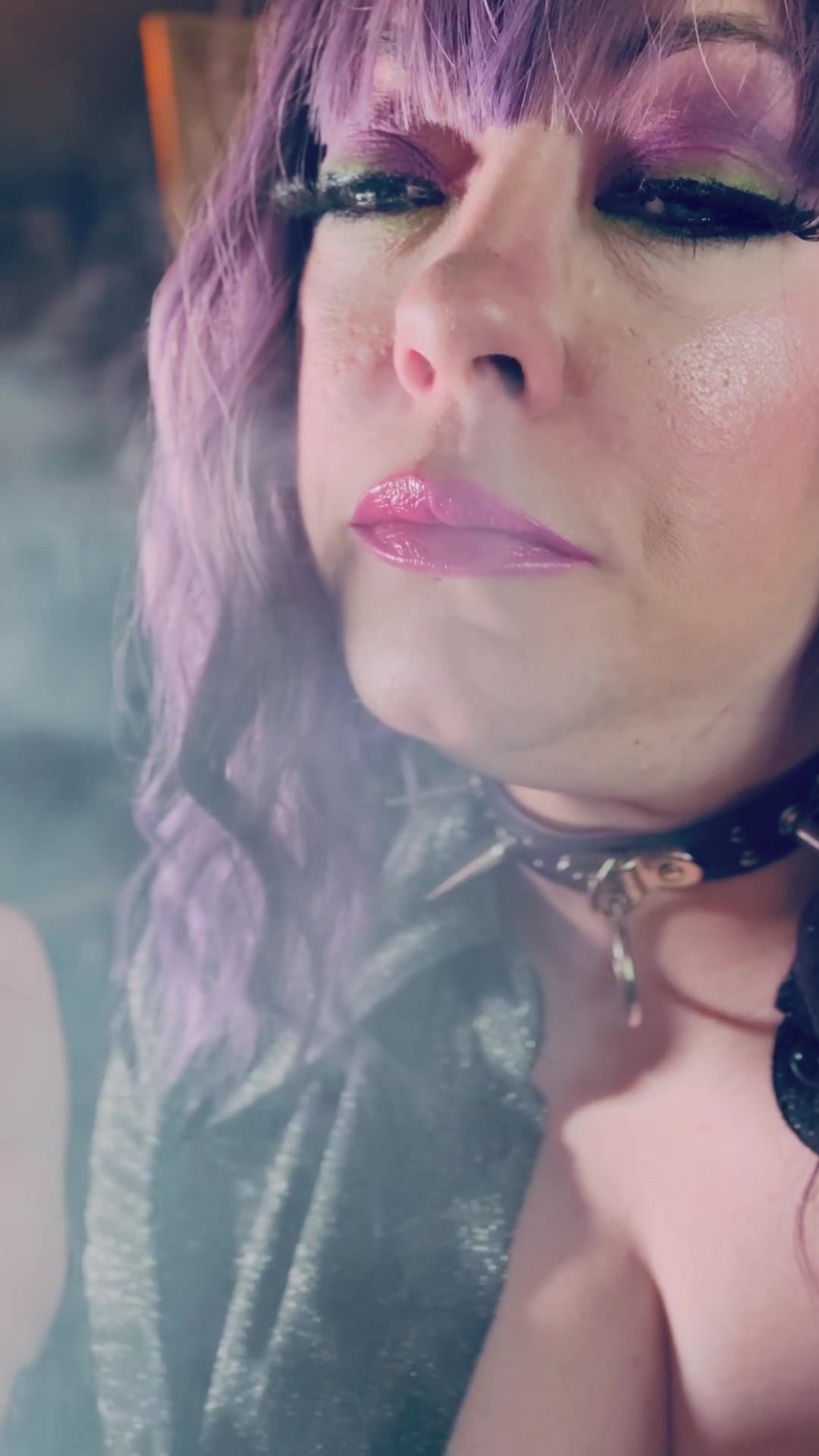 Cute Goth Tina Snua Smoking A Cork 100 Cigarette With Lots Of Dangles - Smoker BBW