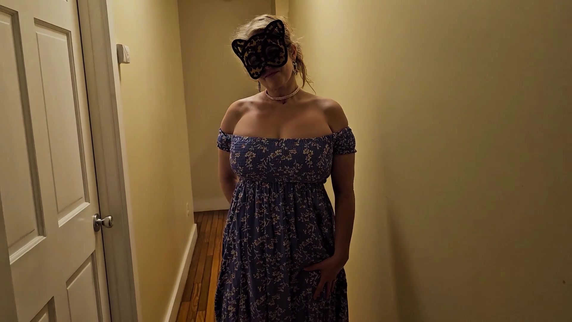 CURVY Mommy LOVES showing you her BIG TITS