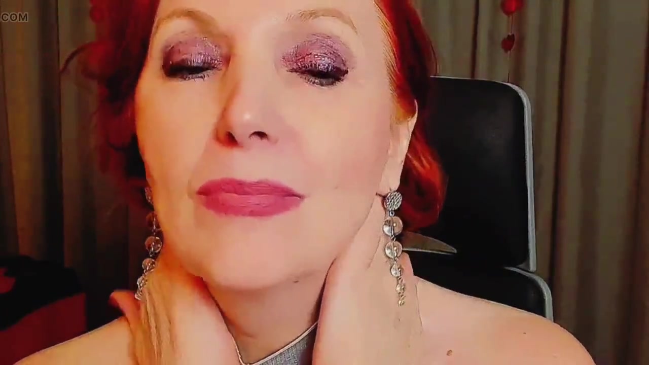 Look at Me. I Am Gtreeting You!