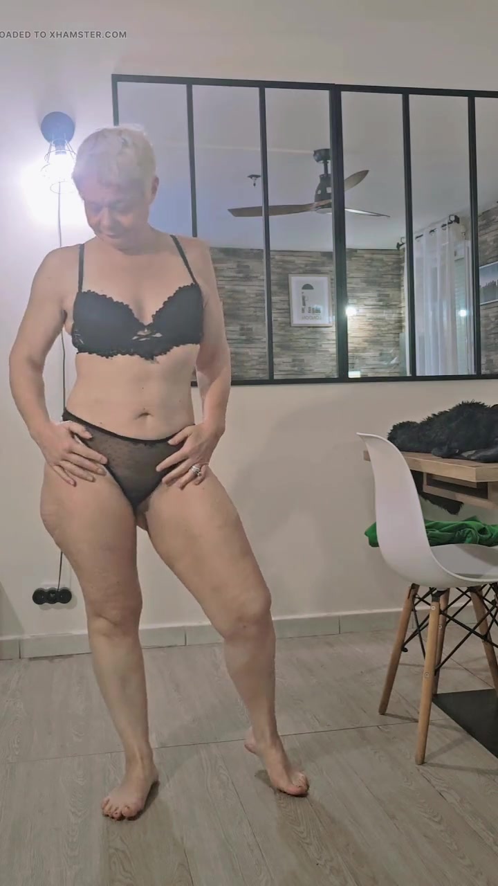 You Come and Take off My Thong