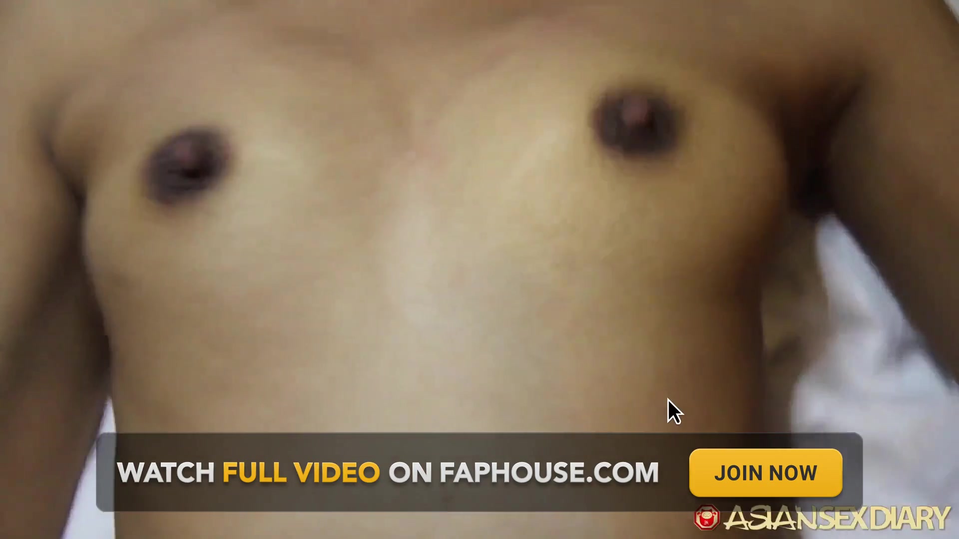 AsianSexDiary - Loud moaning Asian cutie leaks foreigners cum