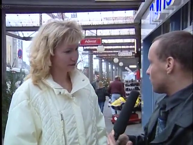 German amateur lady at outdoors interview