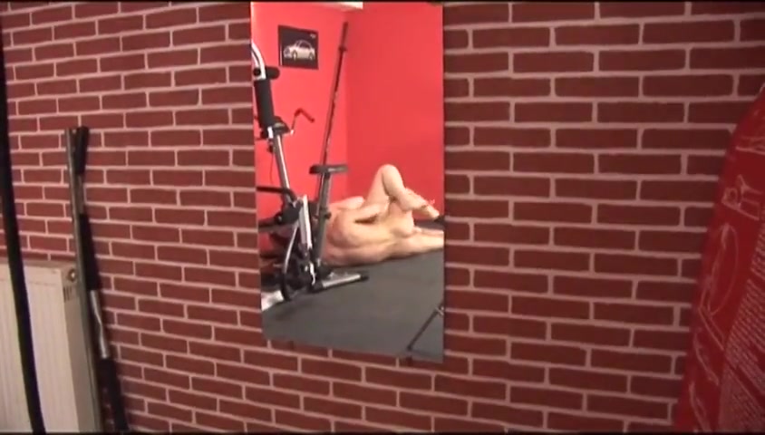 Fat milf fucking in the gym