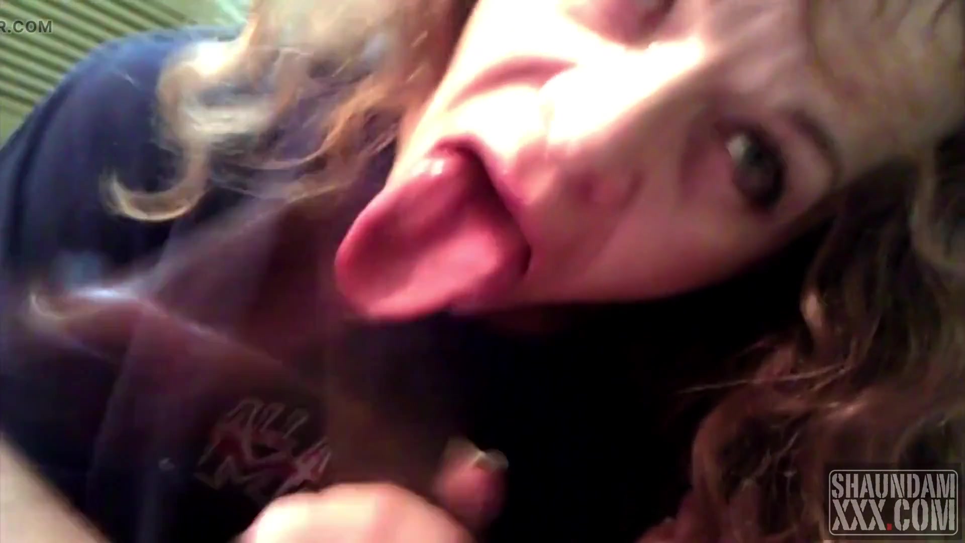 She's a melting cock machine