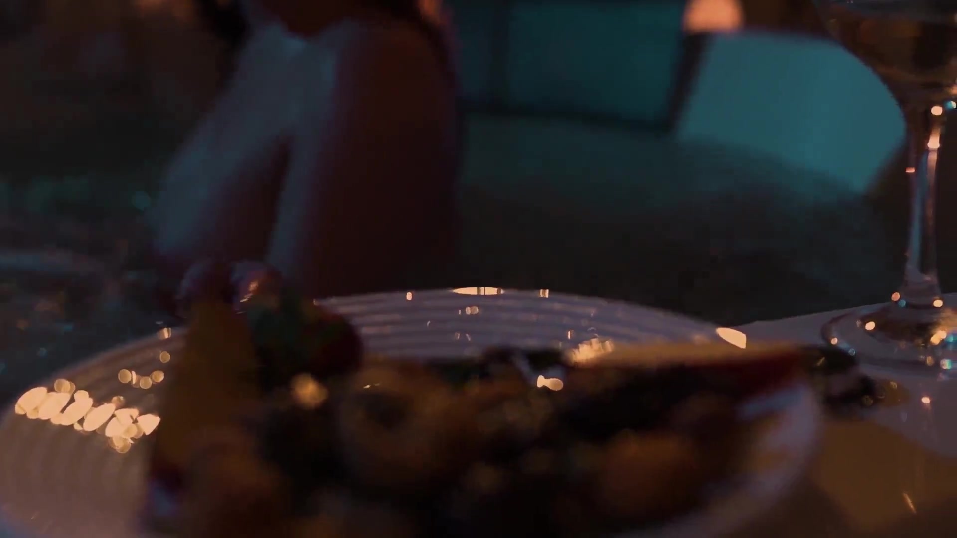 Новогодняя ночь в джакузи счастливого и жаркого нового года для вас