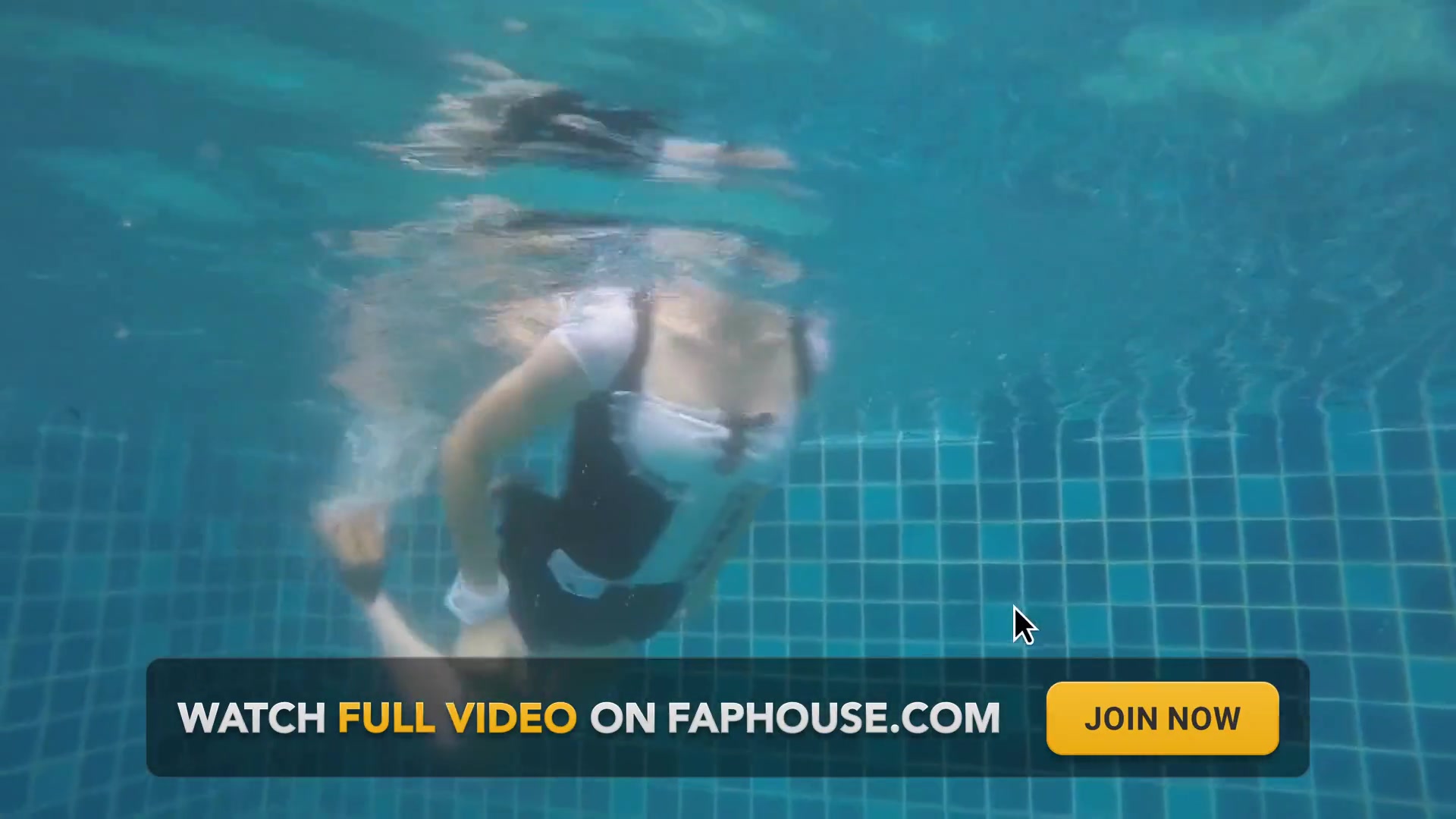 Seamless sex- pool dare