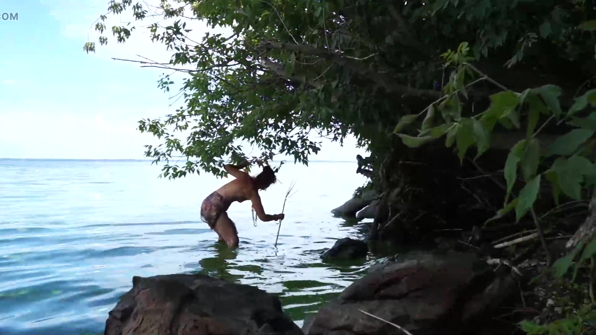 Fishing with harpoon