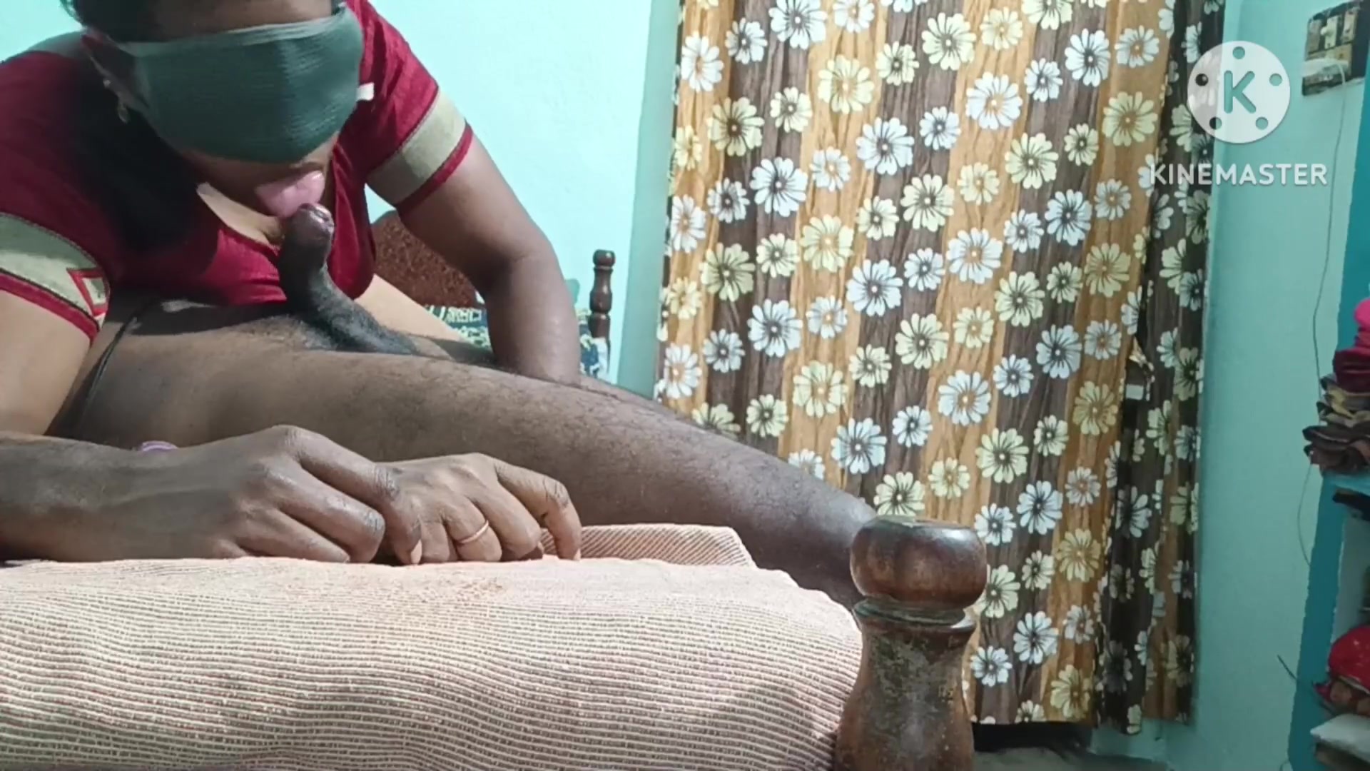 Very Hot nace aunty doing bowlojob and liking kising see like my hard coke soking