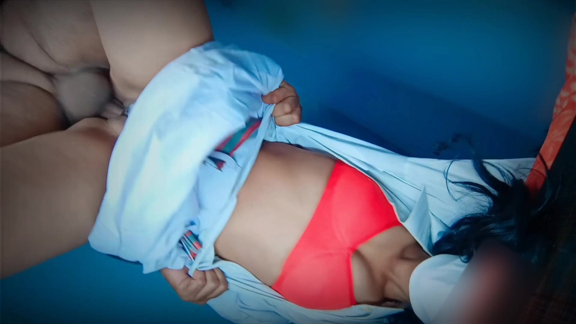 Hot Indian girl quick fucked her teacher at home first time