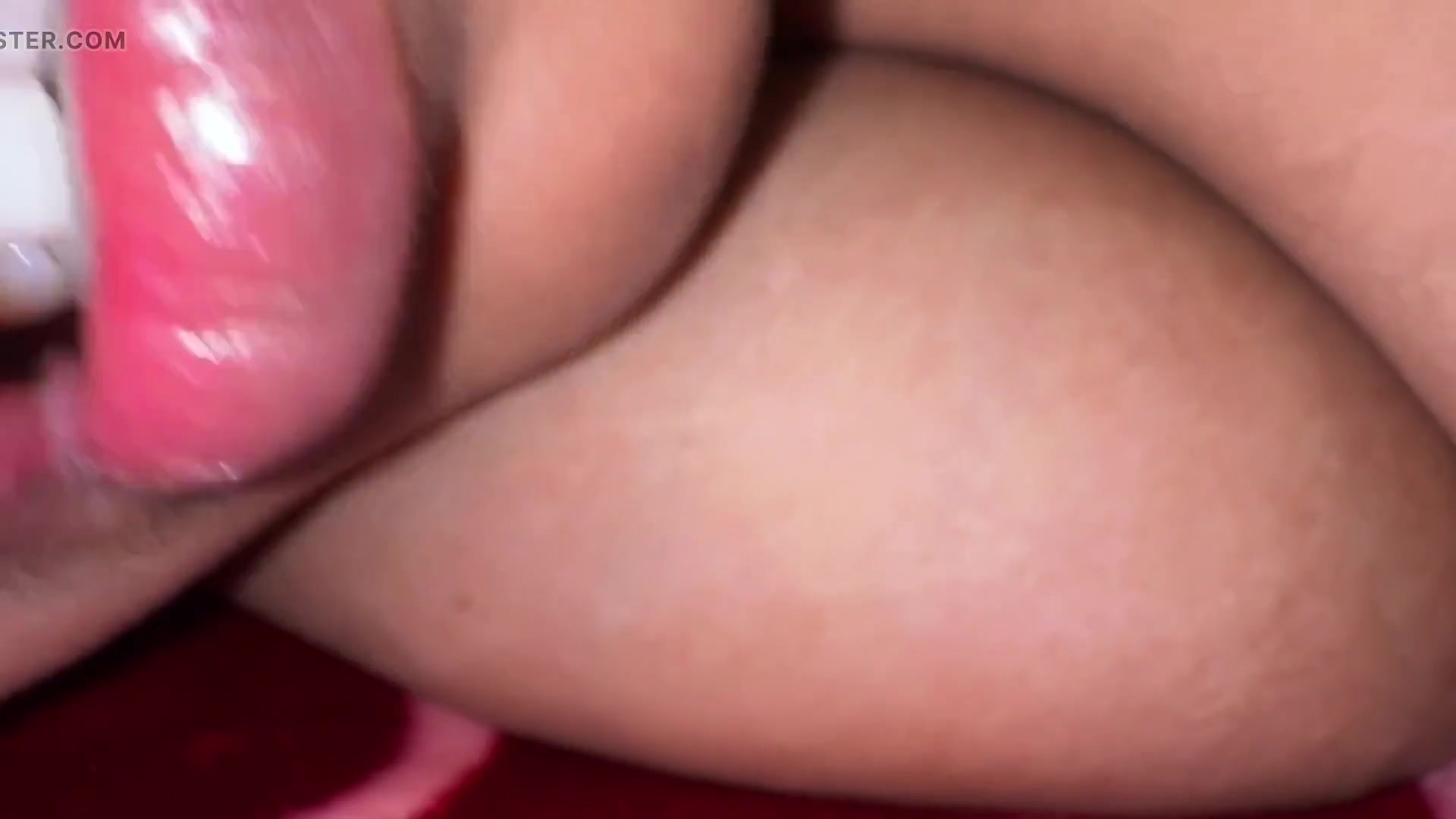 Big Ass Hot Muslim Stepmom Pretends Rest but She Actually Wants to Fuck