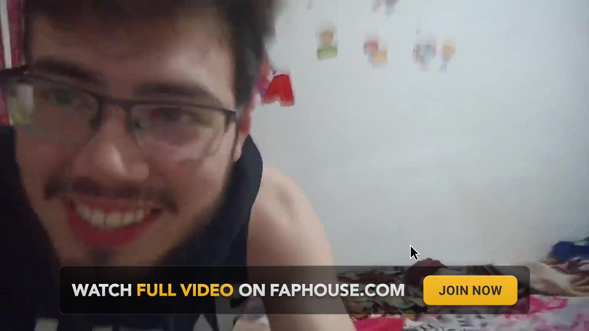 18 year old brunette big saggy tits from New York United States fucking her stepbrother's big dick ohorn