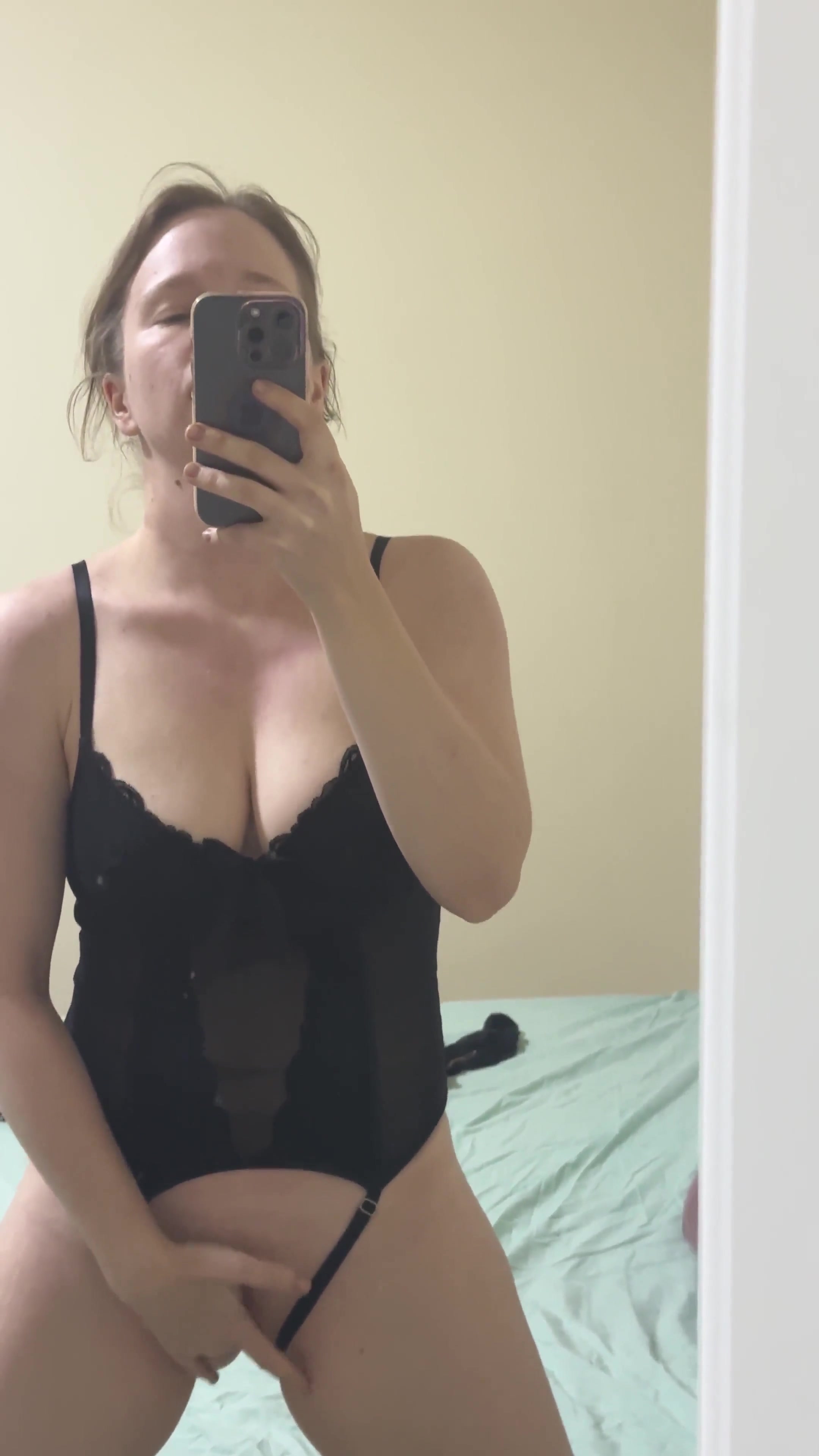 Natural Blonde Gets Wet Like Never Before