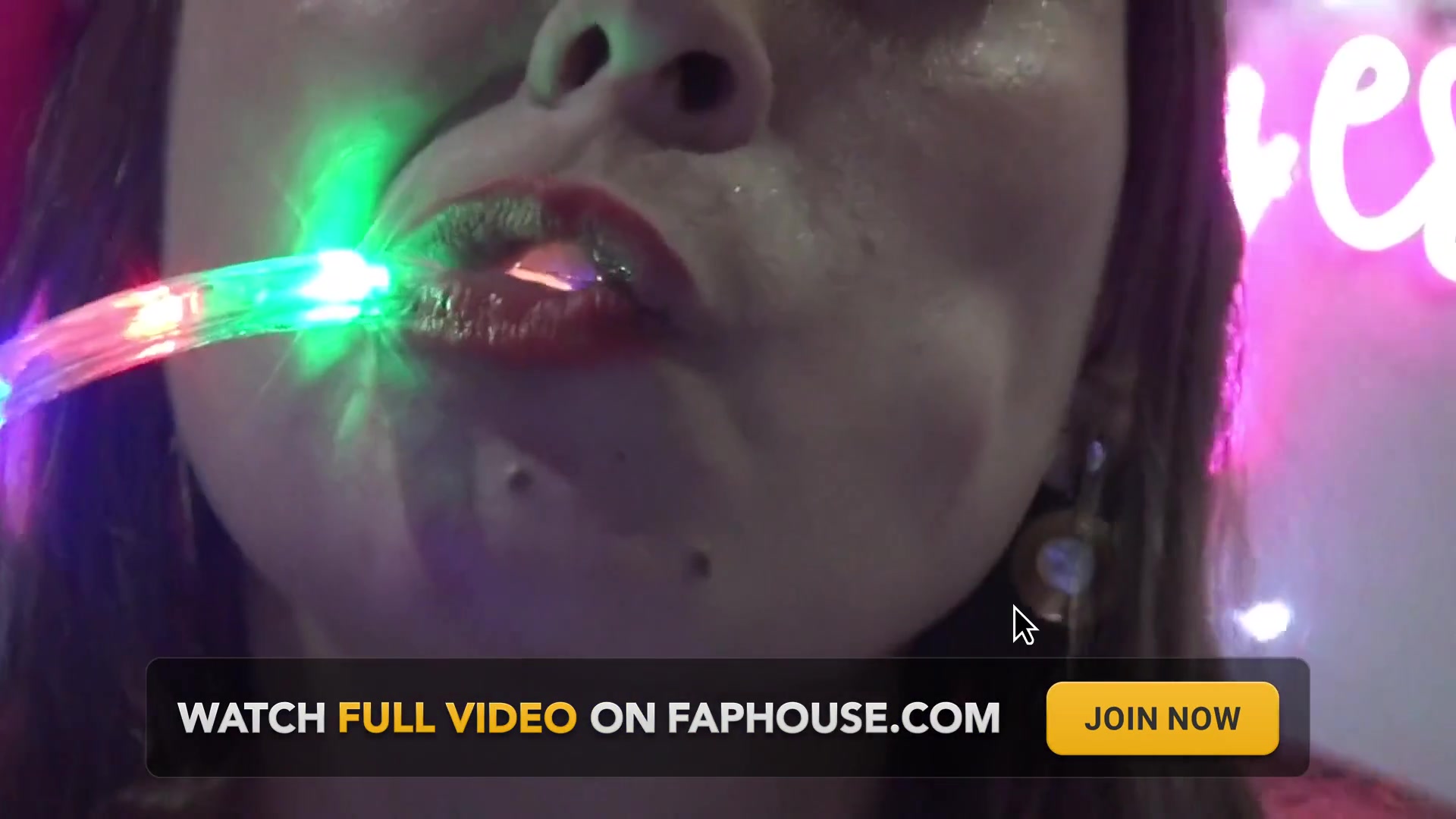 Amazing!! I Make a Deep Throat Super Long Christmas Lights Hose!!