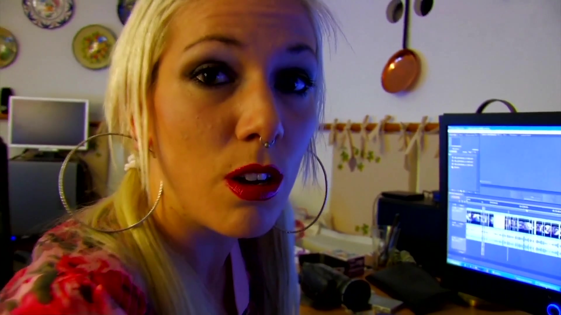 Blonde slut in a blue costume fucked in her pussy