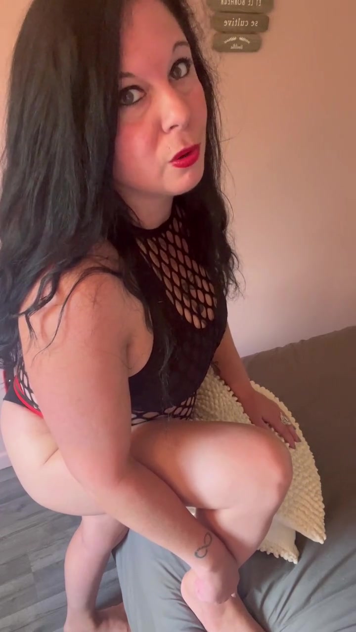 JOI, Enjoy Between Two Cushions