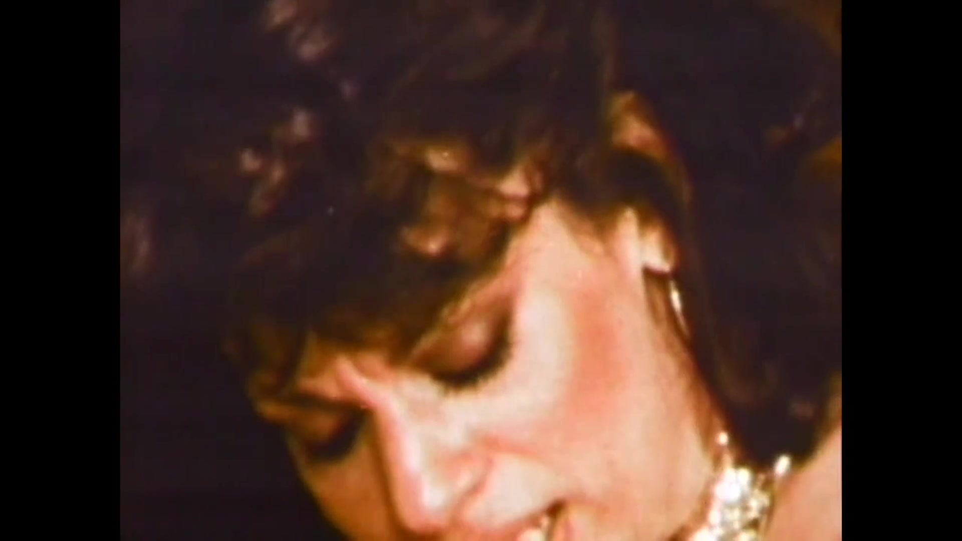 Vanessa the Gozona Girl