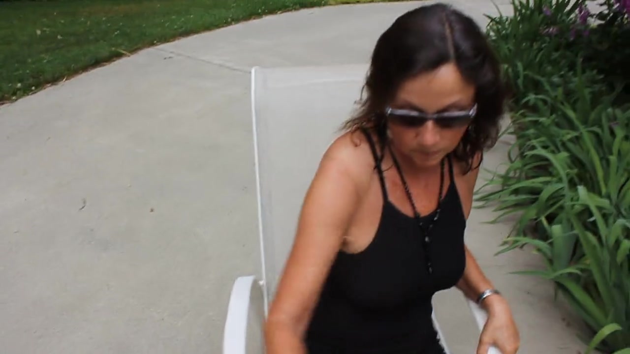 Great Solo Outdoor Masturbation MILF Candi Annie