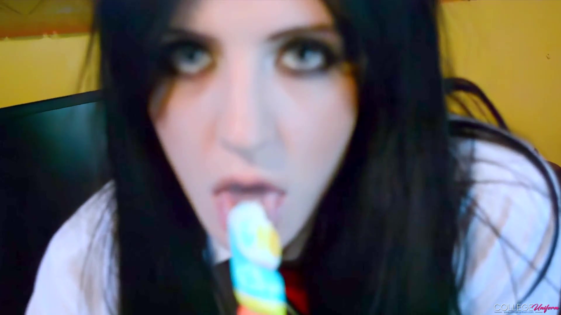 Hot College Girl Video Featuring Samantha Bentley