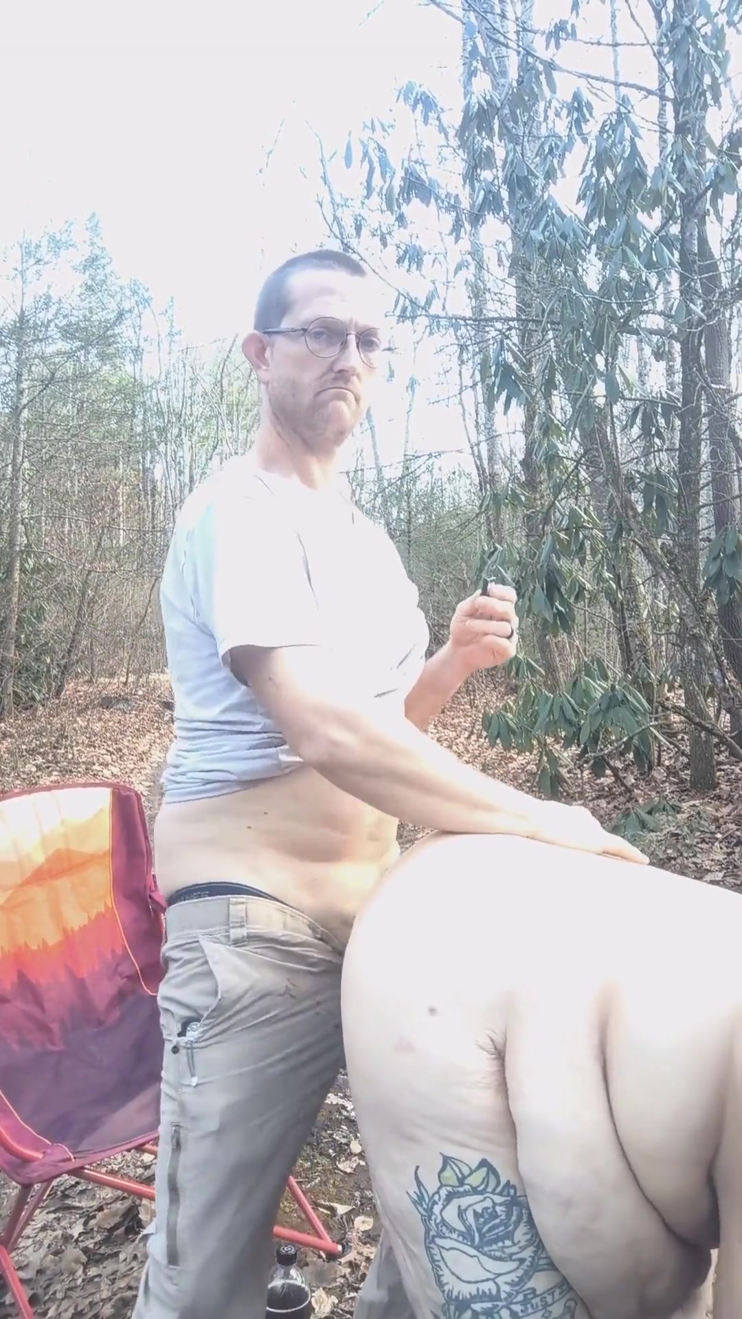 Outdoor Sucking Leafs to Anal Pumping on the Car Rough and Hard