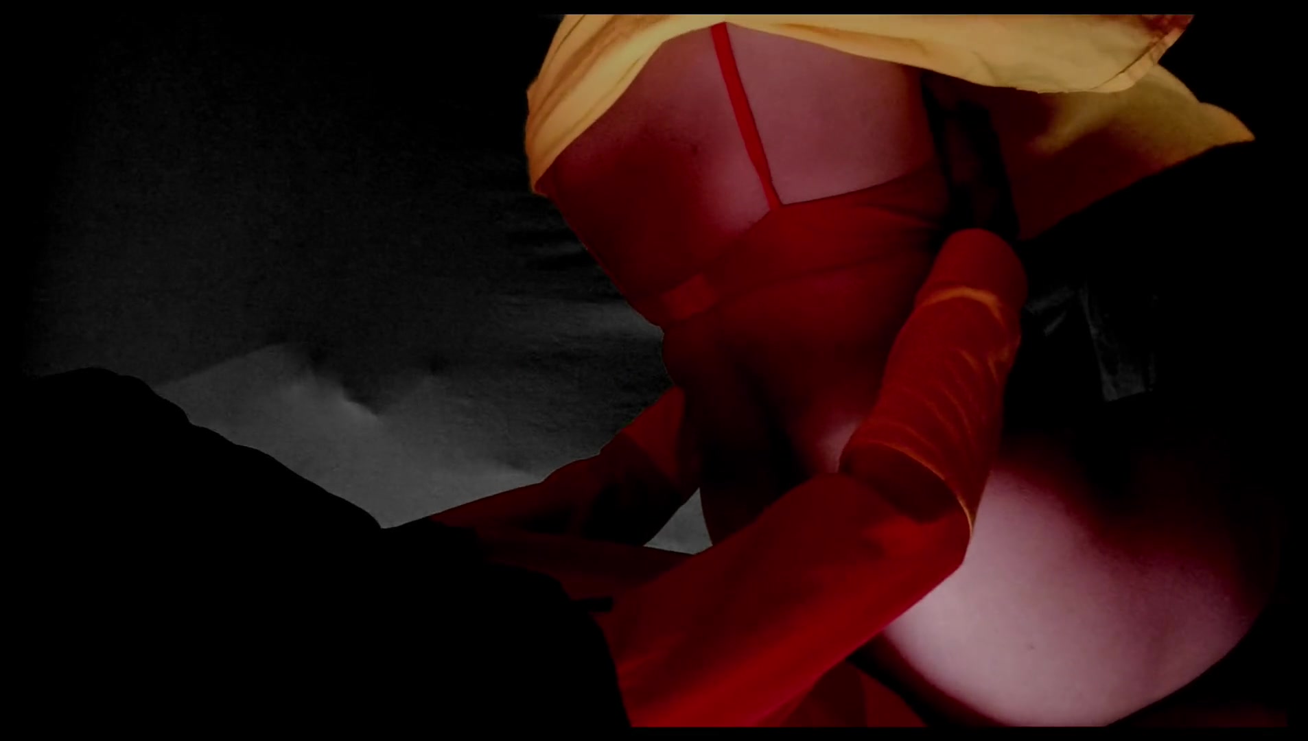 Desi Sundar drank the juice of the daughter-in-law's beautiful boobs, brother-in-law fucked her under the wedding night of boobs, the semen was taken out on her and she got pleasure