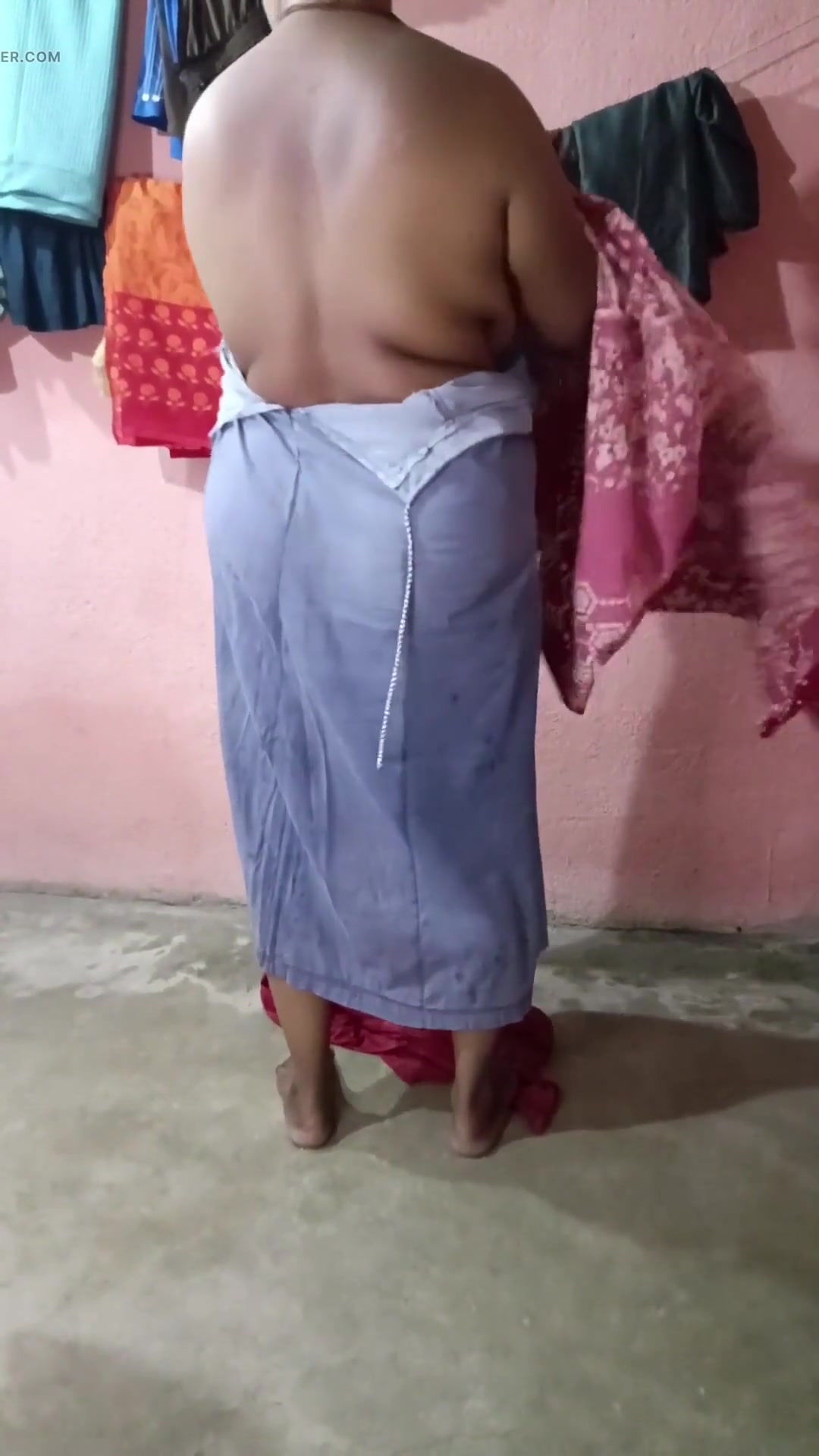 Saree Dropping After Bath Sfw 2