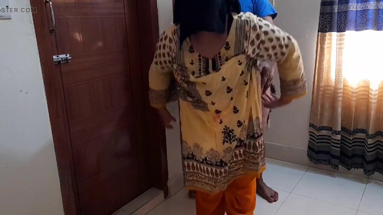 Indian Desi Big Ass Maid Fucked by Boss