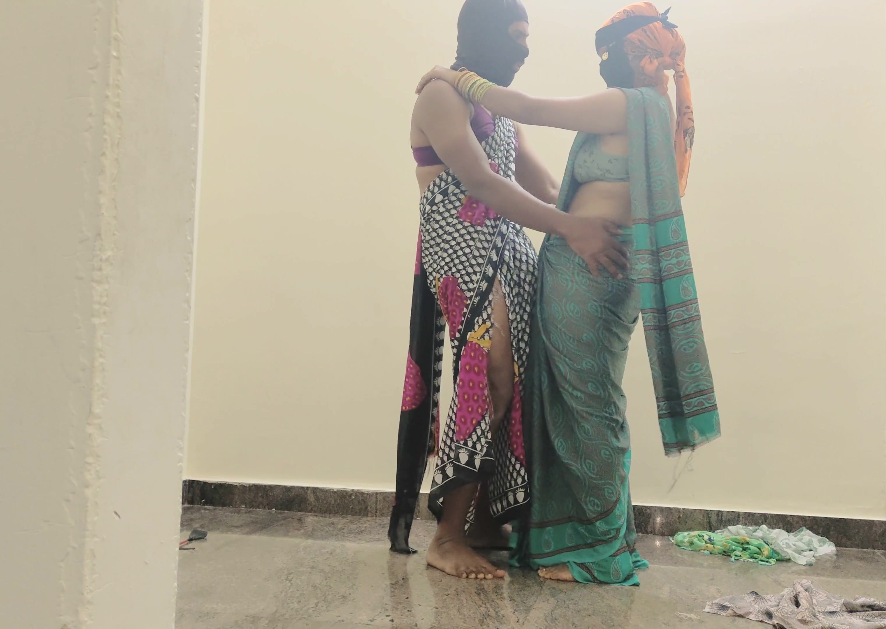 Muslim Hijabi mistress wearing saree while he was locked in chastity Part 1