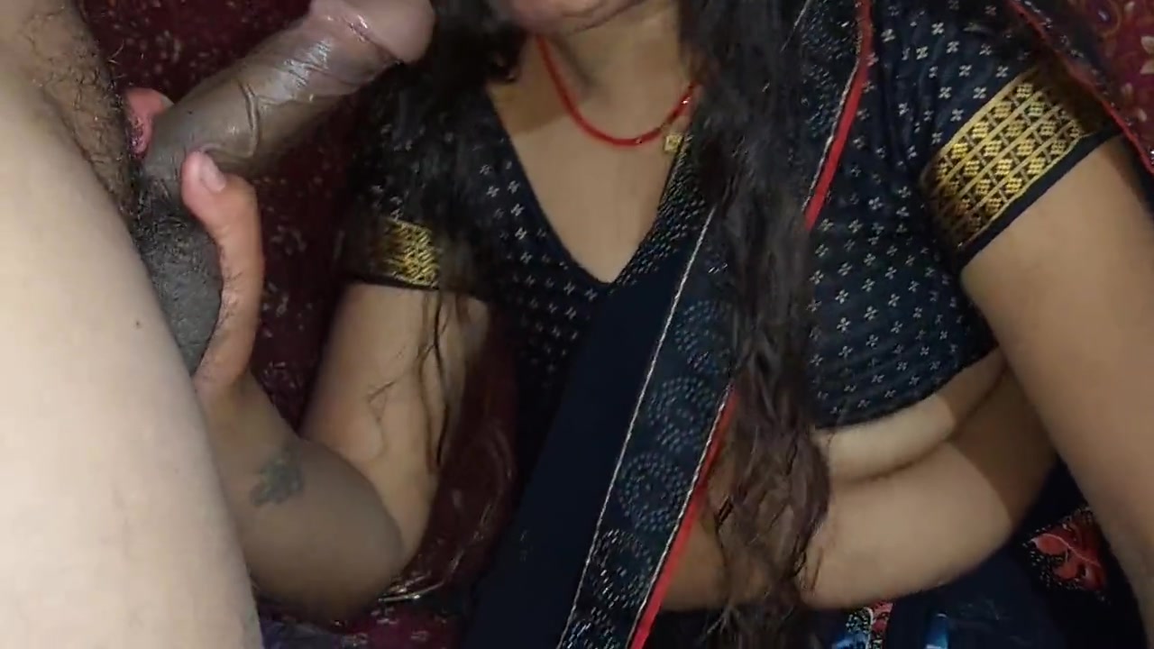 Indian step family Desi xnxx blowjob xnxx