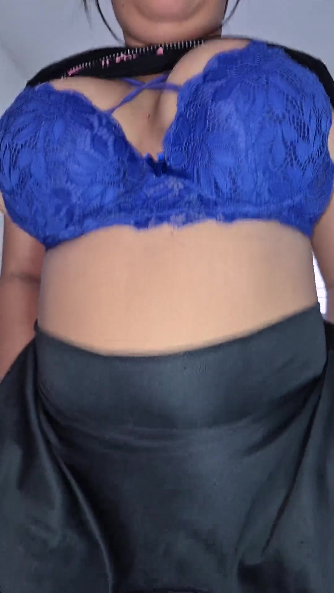 My Stepsister Wanted a Massage and What I Could Give Her Was Cock, I Accept Her Very Eagerly.