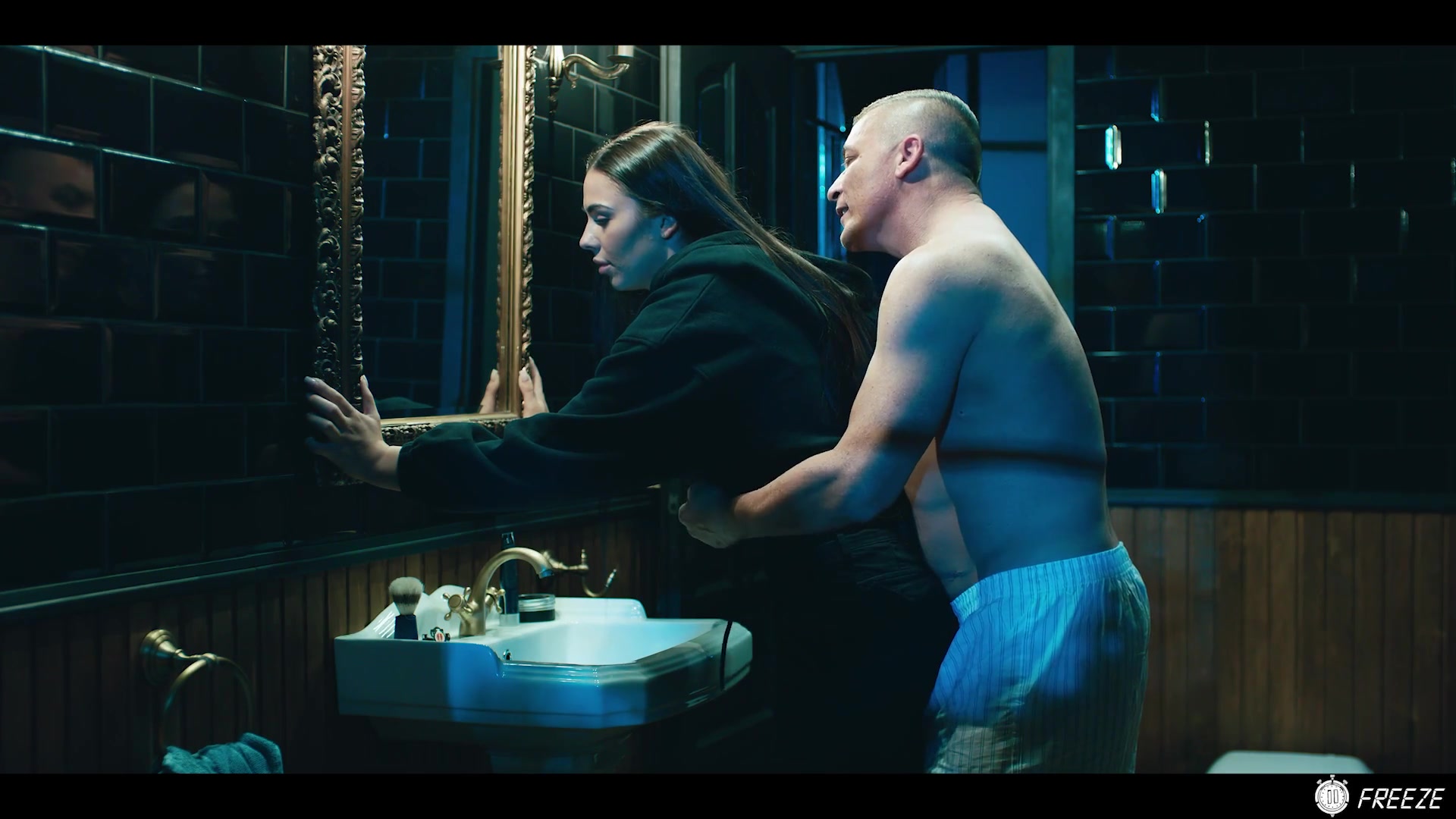 Female Thief Freeuse by Homeowner - Time Stop Freeze Fetish With Hot Brunette Milan Cheek