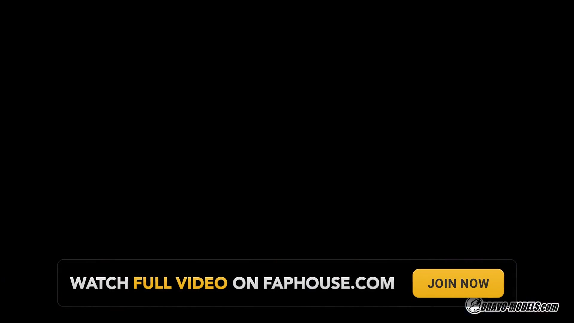 Elena Vega - Cosplay VR Video Backstage