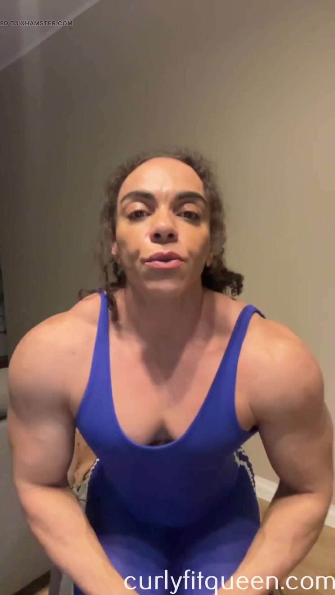 Any nerds wanna take a glimpse of this ripped body?