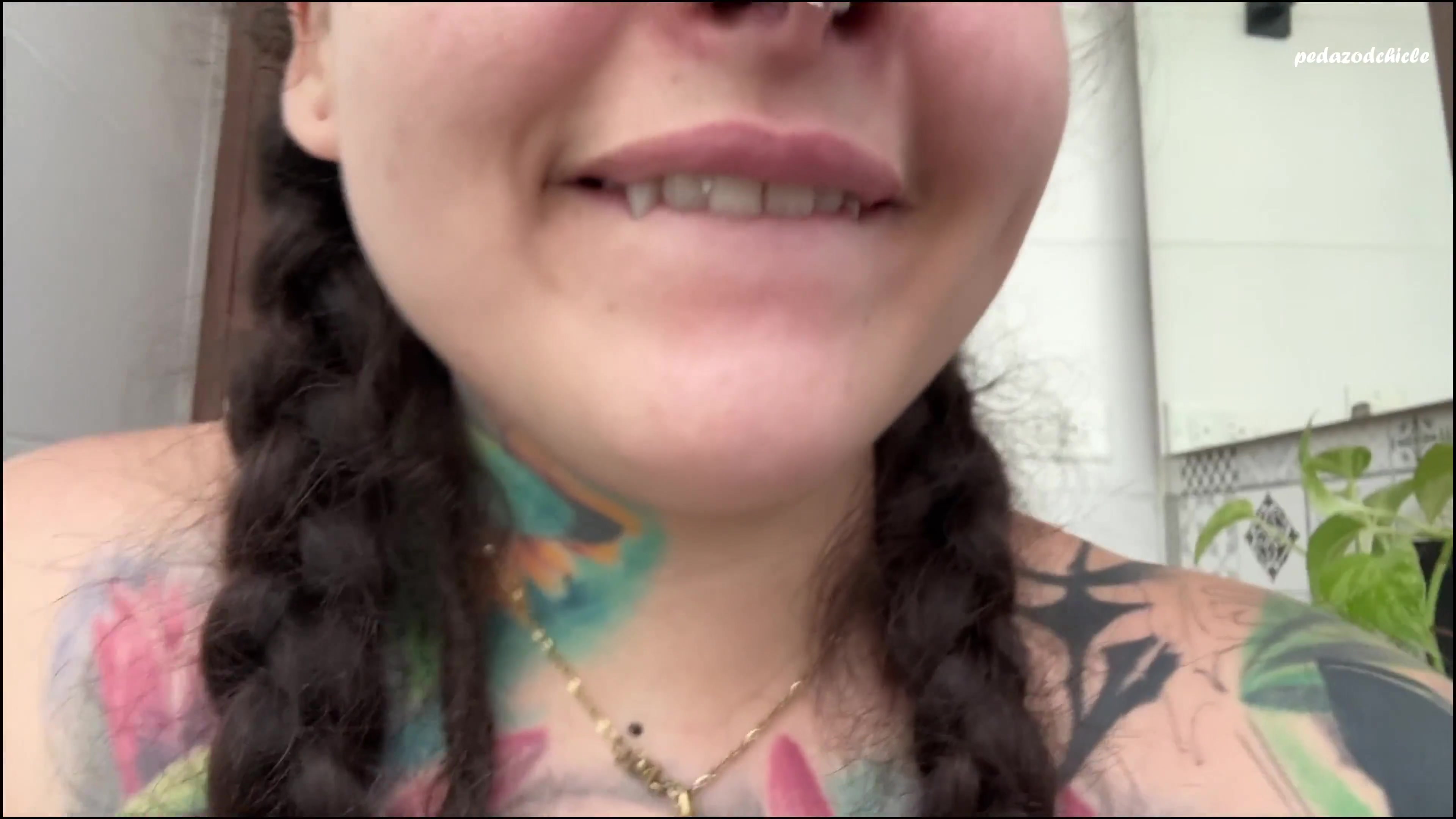 The Dirty Giantess After the Gym Makes You Smell Her Sweaty Clothes