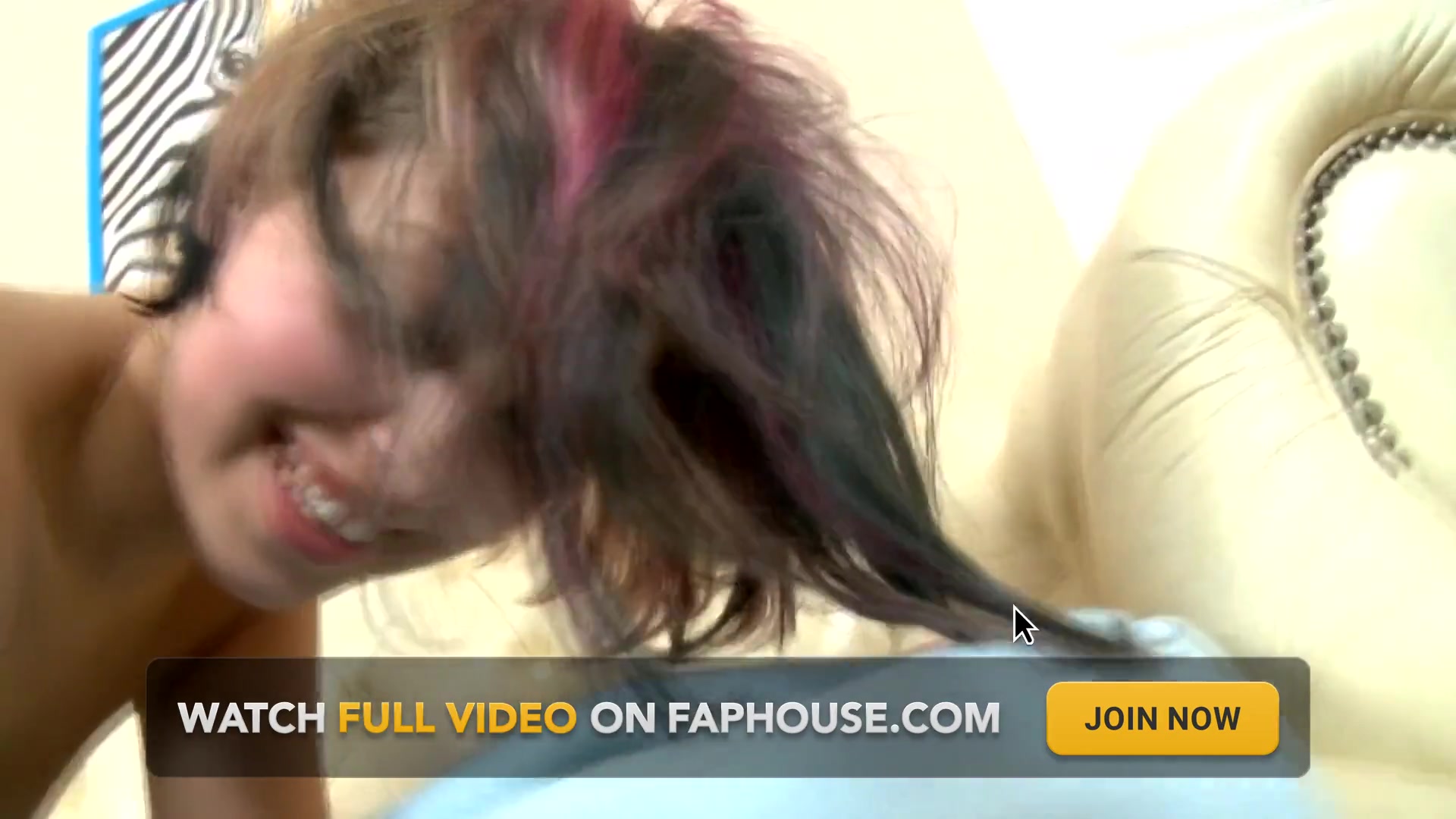 Naughty Girlfriend Lesbians Lick Pussy Passionately